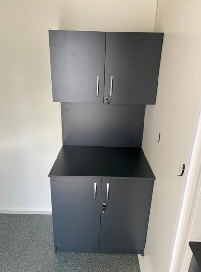 6,00 - m Büro-Anhänger mit Küchenzeile und WC