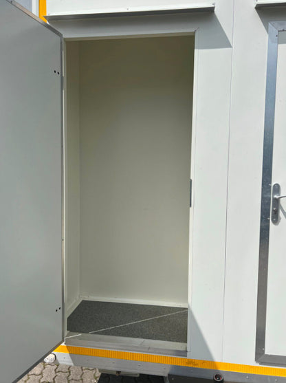 6,00 - m Büro-Anhänger mit Küchenzeile und WC