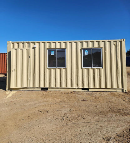 Büro aus einem Schiffscontainer, 24 m² (Ref: 10882)