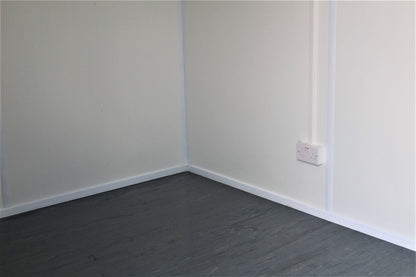20-Fuß-Bürocontainer mit 2 Fenstern (Ref:1096)