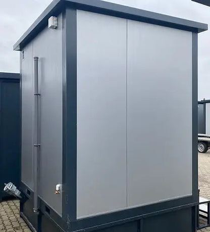 Toilettenkabine mit Doppelkabine (Ref: S2195)
