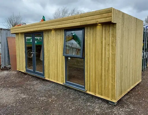 Containermodul – mit Massivholzrahmen