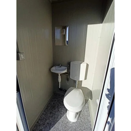 Neues Sanitärmodul S1 mit Toilette und Waschbecken (Ref: S2102)